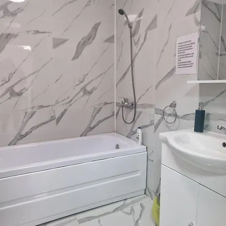 Claudiu Blue Apartament's 9 아파트