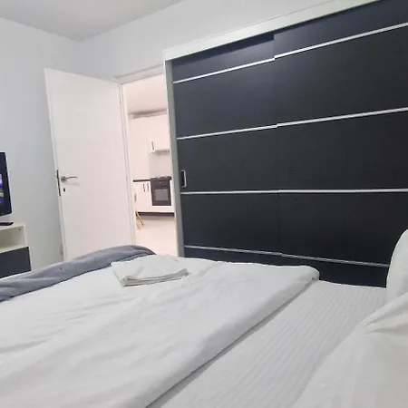 Claudiu Blue Apartament's 9 Apartment Cluj-Napoca